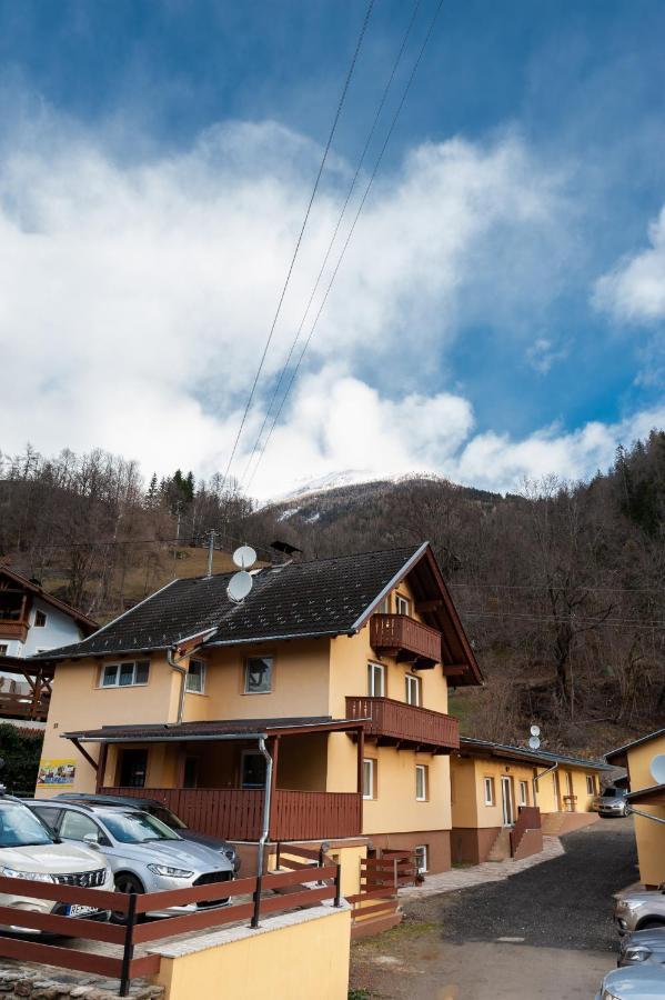 Haus Alpenblick Moelltal Hotel Флатах Екстериор снимка